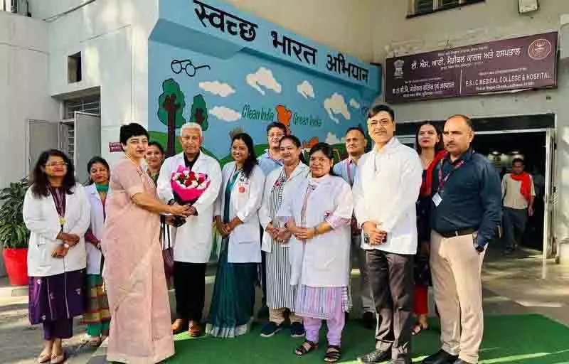 ईएसआईसी कॉलेज ने MBBS छात्रों के पहले बैच का स्वागत किया ईएसआईसी कॉलेज ने MBBS छात्रों के पहले बैच का स्वागत किया