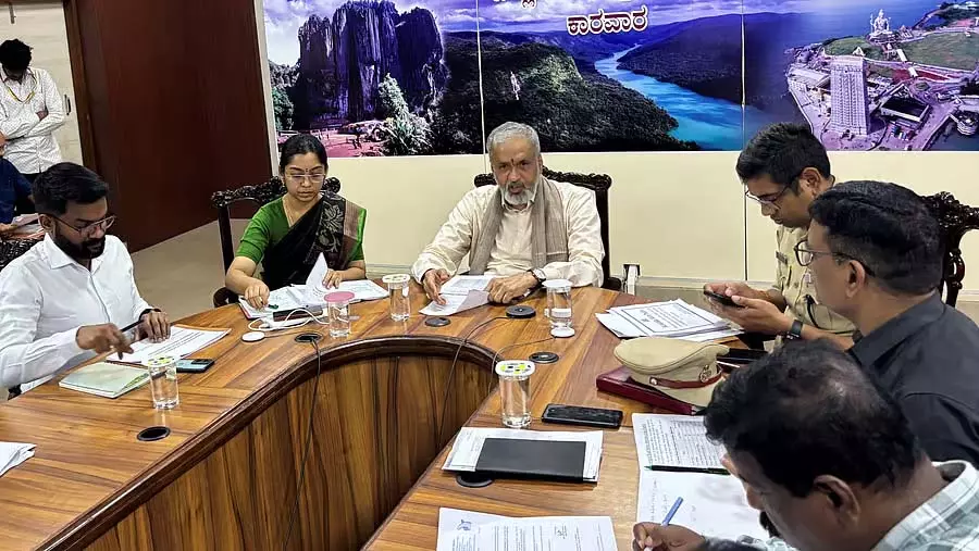 एक दशक बाद भी हाईवे का काम पूरा क्यों नहीं हुआ?: सांसदों ने अधिकारियों की आलोचना की एक दशक बाद भी हाईवे का काम पूरा क्यों नहीं हुआ?: सांसदों ने अधिकारियों की आलोचना की