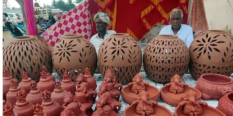 Rabakwi : ध्यान खींचने वाली मिट्टी की किस्में Rabakwi : ध्यान खींचने वाली मिट्टी की किस्में