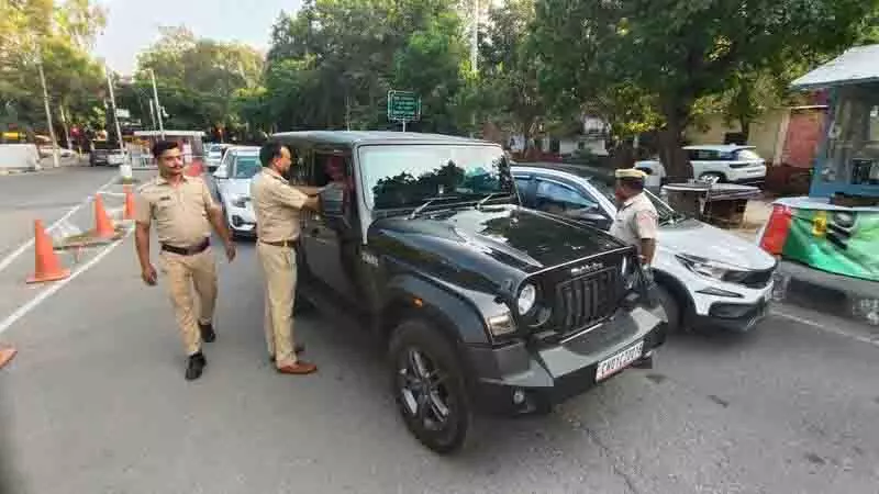 PU प्रवेश, 1,300 पार्किंग स्टिकर आवंटित, लगभग 300 ने ऑनलाइन आवेदन किया PU प्रवेश, 1,300 पार्किंग स्टिकर आवंटित, लगभग 300 ने ऑनलाइन आवेदन किया