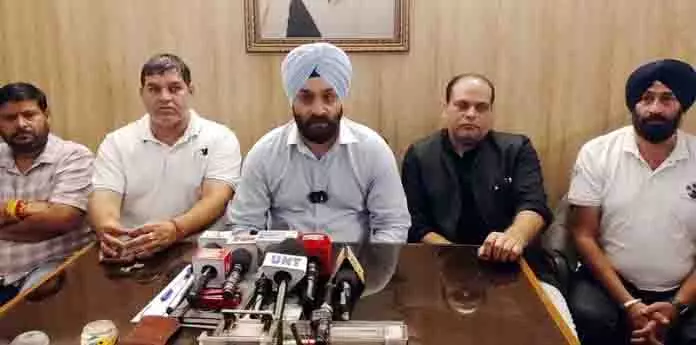 ई-ऑटो रिक्शा को विनियमित करने में प्रशासन का समर्थन करेगा KATWA ई-ऑटो रिक्शा को विनियमित करने में प्रशासन का समर्थन करेगा KATWA