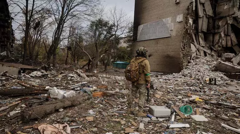 ज़ेलेंस्की-ट्रम्प वार्ता से पहले Kharkiv अस्पताल पर रूसी हमला ज़ेलेंस्की-ट्रम्प वार्ता से पहले Kharkiv अस्पताल पर रूसी हमला