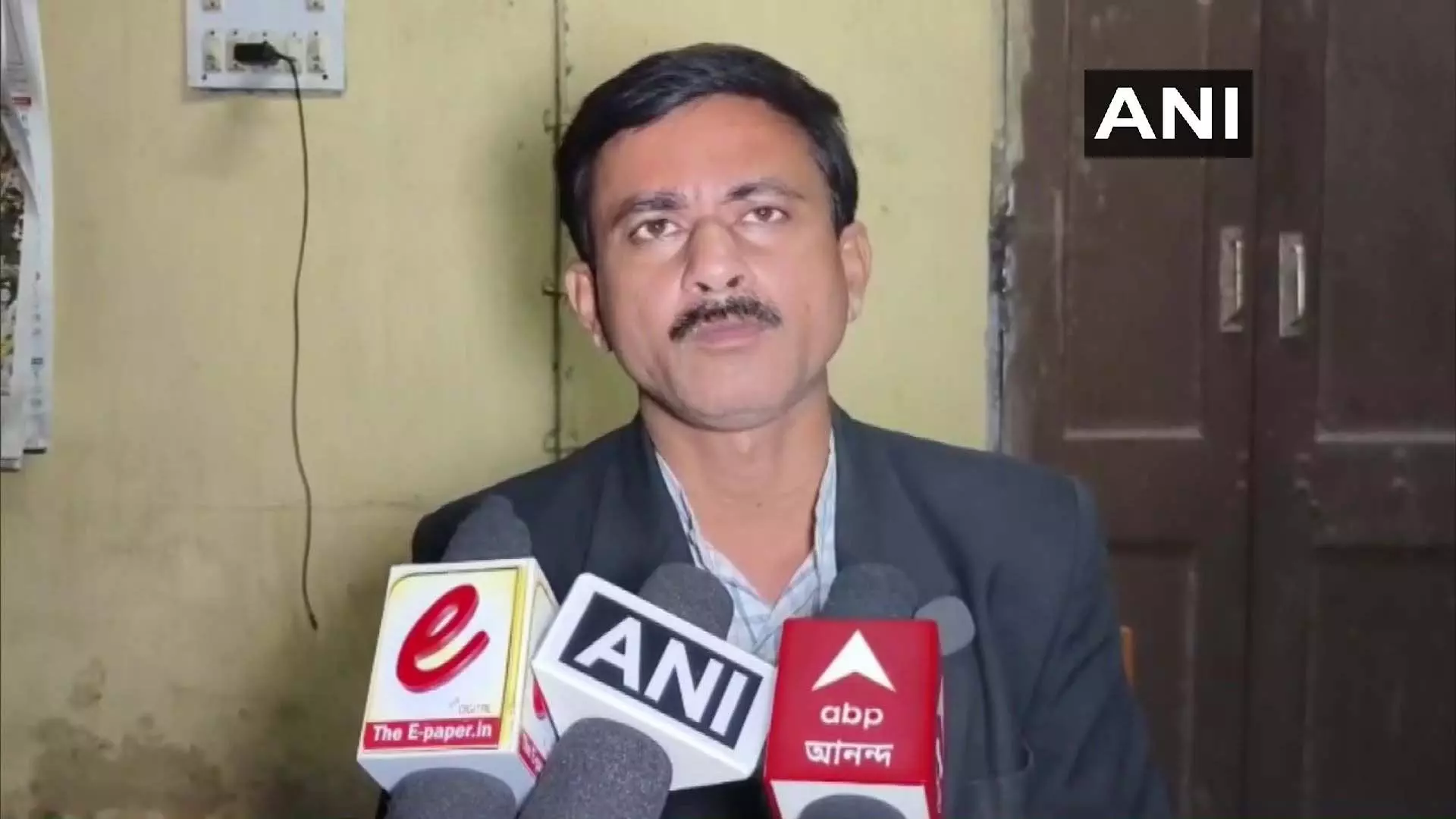 रेप मामले में पीड़िता के मित्र को सात दिन की पुलिस रिमांड पर भेजा गया रेप मामले में पीड़िता के मित्र को सात दिन की पुलिस रिमांड पर भेजा गया