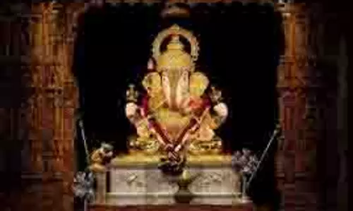 Budhwar Upay: जानिए बुधवार के दिन गणेश जी की पूजा कैसे करें पूजा विधि, भोग, मंत्र और आरती Budhwar Upay: जानिए बुधवार के दिन गणेश जी की पूजा कैसे करें पूजा विधि, भोग, मंत्र और आरती