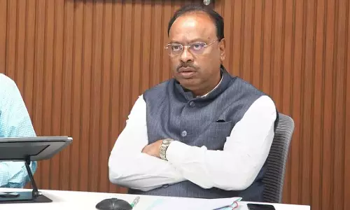 रेत घाटों की नीलामी 15 दिनों के अंदर की जाएगी: राजस्व मंत्री रेत घाटों की नीलामी 15 दिनों के अंदर की जाएगी: राजस्व मंत्री