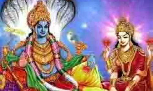 Rama Ekadashi Vrat Katha: रमा एकादशी के दिन करें इस कथा का पाठ, भगवान विष्णु की कृपा से पूरी होंगी सभी मनोकामनाएं Rama Ekadashi Vrat Katha: रमा एकादशी के दिन करें इस कथा का पाठ, भगवान विष्णु की कृपा से पूरी होंगी सभी मनोकामनाएं