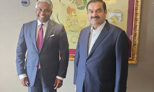 Adani ग्रुप और गूगल मिलकर बनाएंगे देश का सबसे बड़ा एआई इंफ्रास्ट्रक्चर सेंटर Adani ग्रुप और गूगल मिलकर बनाएंगे देश का सबसे बड़ा एआई इंफ्रास्ट्रक्चर सेंटर