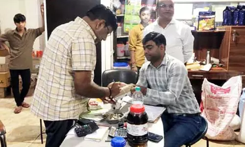 Ghaziabad: दीपावली को लेकर स्वास्थ्य विभाग का विशेष अभियान
