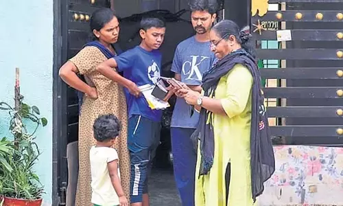 जाति जनगणना से गैरहाजिर रहने पर 2,300 कर्मचारियों के खिलाफ नो वर्क नो पे का आदेश जाति जनगणना से गैरहाजिर रहने पर 2,300 कर्मचारियों के खिलाफ नो वर्क नो पे का आदेश