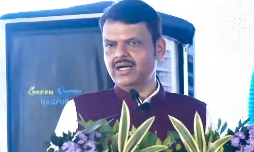 वांछित माओवादी भूपति और 60 अन्य ने सीएम फडणवीस के समक्ष आत्मसमर्पण किया वांछित माओवादी भूपति और 60 अन्य ने सीएम फडणवीस के समक्ष आत्मसमर्पण किया