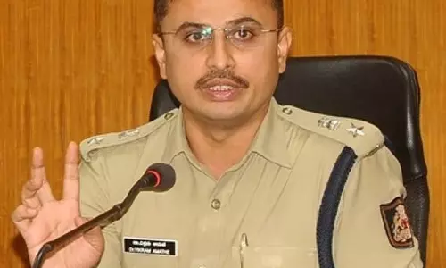 रात में पहाड़ी पर चढ़ने की इजाज़त नहीं: SP Vikrama Amate