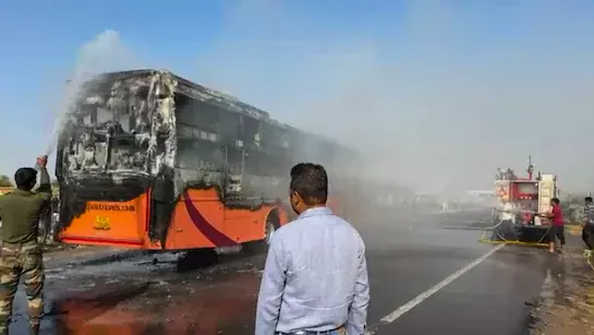 Jodhpur: जोधपुर लाए गए बस अग्निकांड के शव, 19 मोर्चरी में रखे