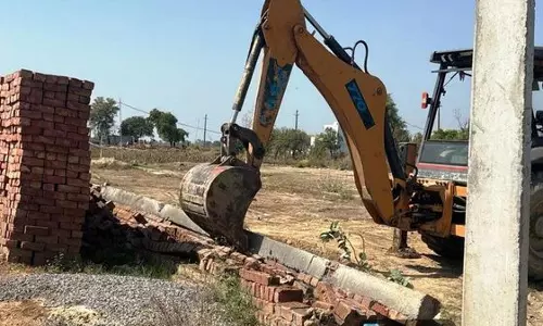 Haryana : भिवानी इलाके में अवैध निर्माण हटाए गए Haryana : भिवानी इलाके में अवैध निर्माण हटाए गए