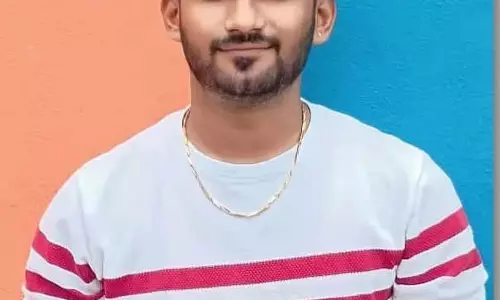 Kolar : जबरन वसूली के आरोप में चाइल्ड हेल्पलाइन अधिकारी बर्खास्त Kolar : जबरन वसूली के आरोप में चाइल्ड हेल्पलाइन अधिकारी बर्खास्त