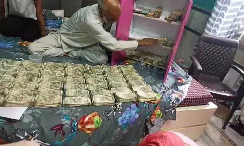 Paonta Sahib में ड्रग तस्कर की 1.34 करोड़ रुपये की संपत्ति जब्त Paonta Sahib में ड्रग तस्कर की 1.34 करोड़ रुपये की संपत्ति जब्त