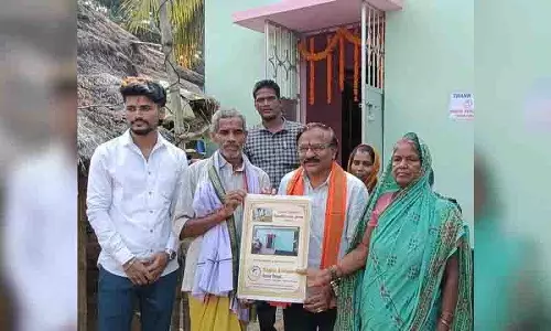Sangareddy NGO ने ओडिशा के ट्री मैन के लिए घर बनाया