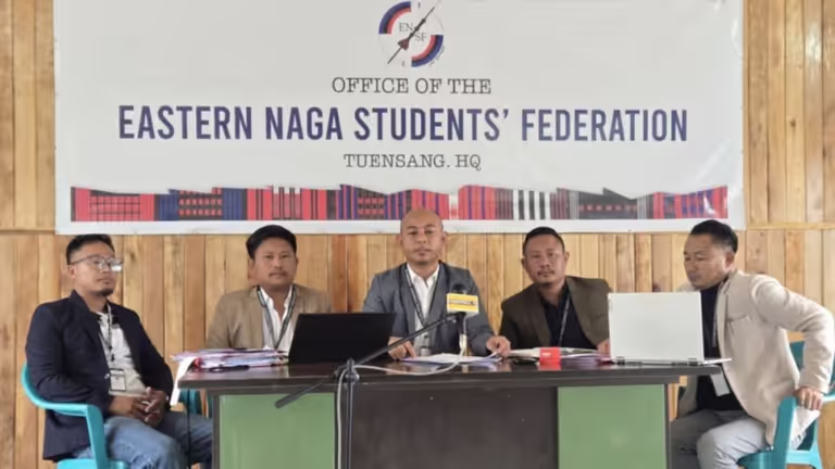 Manipur : पूर्वी नागा छात्र संघ ने स्कूलों को हड़ताल के आह्वान को नज़रअंदाज़ करने का आदेश