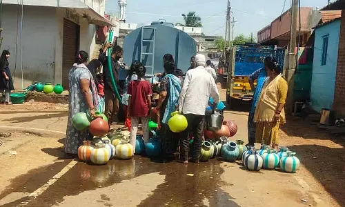 बारिश के मौसम में पीने के पानी की समस्या: टैंकरों से अपील बारिश के मौसम में पीने के पानी की समस्या: टैंकरों से अपील