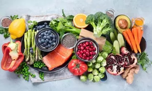 सर्दियों में हेल्थ के लिए Ayurvedic डाइट अपनाएं, बढ़ाएं इम्यूनिटी और डाइजेशन सर्दियों में हेल्थ के लिए Ayurvedic डाइट अपनाएं, बढ़ाएं इम्यूनिटी और डाइजेशन