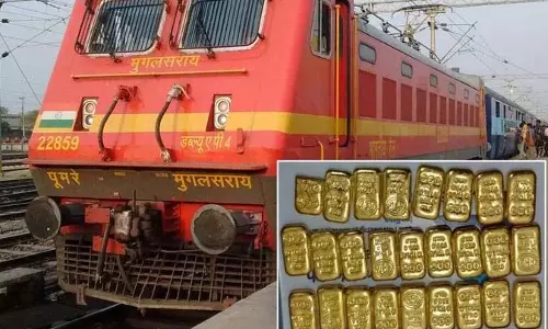 तस्करों ने रेलवे को सोने की तस्करी का सुरक्षित माध्यम बना लिया