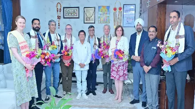 यूरोपीय संघ के उच्चस्तरीय प्रतिनिधिमंडल ने KIIT और KISS का किया दौरा