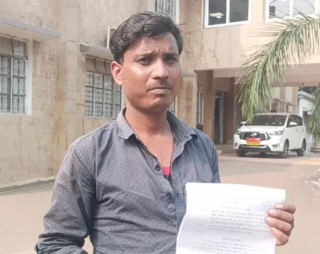 अवैध खनन का विरोध करने पर युवक की पिटाई, मामला दर्ज अवैध खनन का विरोध करने पर युवक की पिटाई, मामला दर्ज