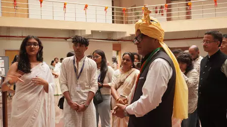 भारत कपड़ा और फैशन में तेजी से एक ग्लोबल लीडर के रूप में उभर रहा: पबित्रा मार्गेरिटा भारत कपड़ा और फैशन में तेजी से एक ग्लोबल लीडर के रूप में उभर रहा: पबित्रा मार्गेरिटा