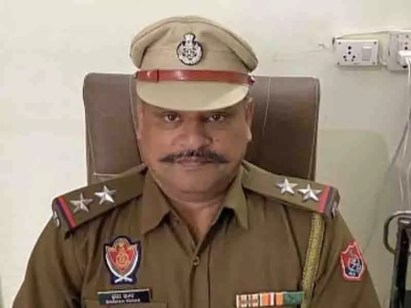 फिल्लौर के पूर्व SHO पर यौन उत्पीड़न का मामला दर्ज फिल्लौर के पूर्व SHO पर यौन उत्पीड़न का मामला दर्ज