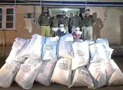 Budgam में ड्रग रैकेट का भंडाफोड़, 325 किलो प्रतिबंधित पदार्थ बरामद Budgam में ड्रग रैकेट का भंडाफोड़, 325 किलो प्रतिबंधित पदार्थ बरामद