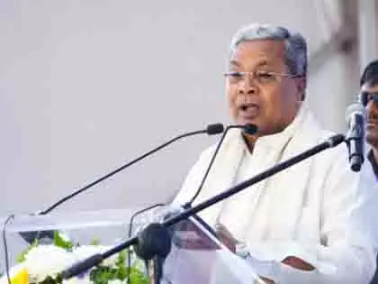 कर्नाटक में स्कूलों में निजी कार्यक्रमों पर रोक, RSS विवाद गरमाया कर्नाटक में स्कूलों में निजी कार्यक्रमों पर रोक, RSS विवाद गरमाया