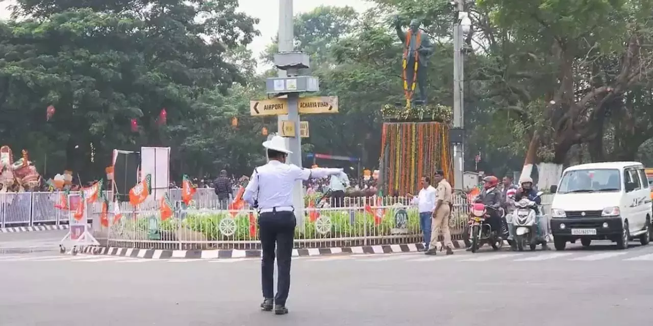 कमिश्नरेट पुलिस ने 258 ट्रैफिक नियम तोड़ने वालों की RC रद्द करने की सिफारिश की कमिश्नरेट पुलिस ने 258 ट्रैफिक नियम तोड़ने वालों की RC रद्द करने की सिफारिश की