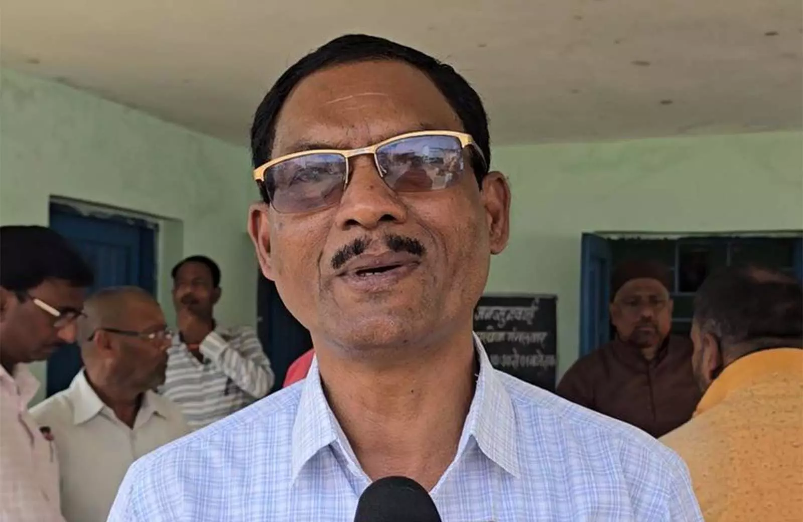 Chhindwara में एक कुएं का दूषित पानी पीने से 60 लोग बीमार Chhindwara में एक कुएं का दूषित पानी पीने से 60 लोग बीमार