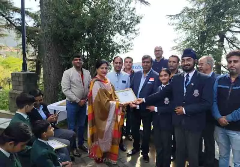 Shimla हुआ हरित, नगर निगम ने ई-कचरा संग्रहण अभियान शुरू किया Shimla हुआ हरित, नगर निगम ने ई-कचरा संग्रहण अभियान शुरू किया