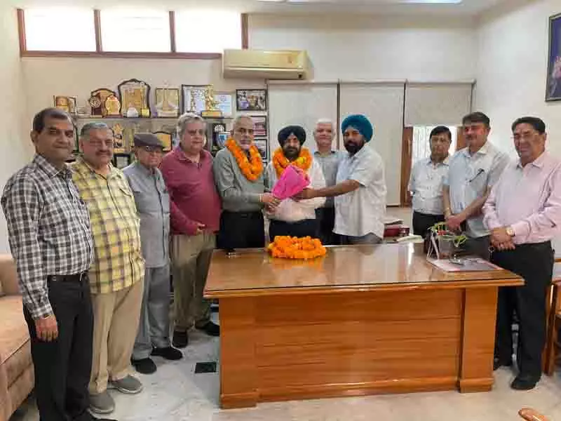 Chandigarh के व्यापारी चरणजीव को राष्ट्रीय कल्याण बोर्ड में नामित किया गया Chandigarh के व्यापारी चरणजीव को राष्ट्रीय कल्याण बोर्ड में नामित किया गया