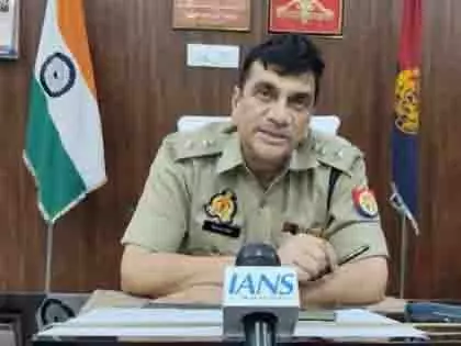 UP: रामपुर में 21 वर्षीय लापता व्यक्ति का शव पेड़ पर लटका मिला UP: रामपुर में 21 वर्षीय लापता व्यक्ति का शव पेड़ पर लटका मिला