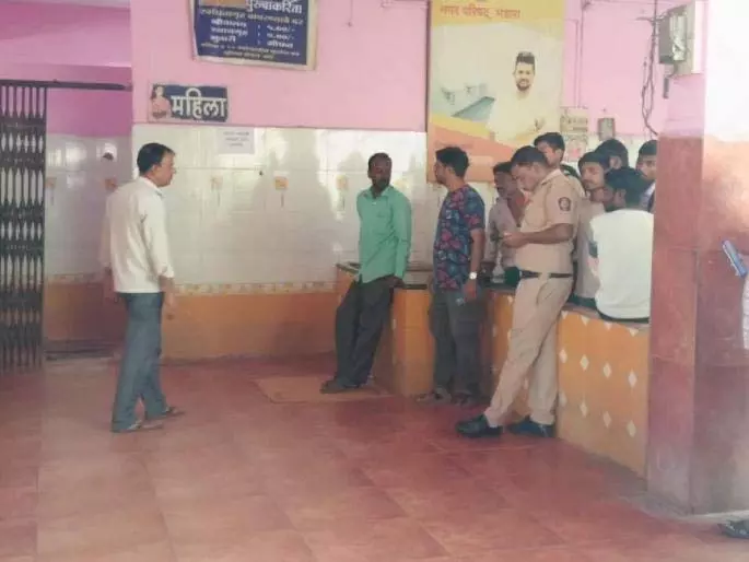 Bhandara बस स्टैंड पर हड़कंप! शौचालय में महिला का शव मिला Bhandara बस स्टैंड पर हड़कंप! शौचालय में महिला का शव मिला