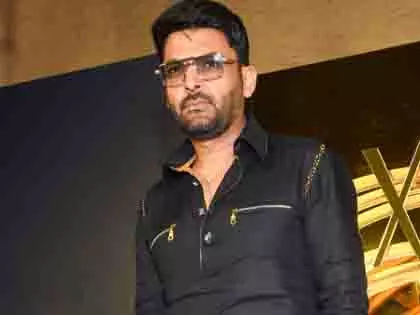 Kapil Sharma के कैफे पर तीसरी बार हमला, जांच में जुटी पुलिस Kapil Sharma के कैफे पर तीसरी बार हमला, जांच में जुटी पुलिस