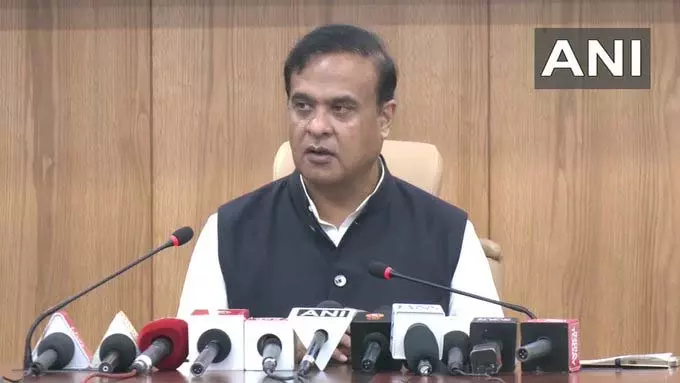 बकसा जेल के बाहर हिंसा पर मुख्यमंत्री हिमंता बिस्वा शर्मा का बयान बकसा जेल के बाहर हिंसा पर मुख्यमंत्री हिमंता बिस्वा शर्मा का बयान
