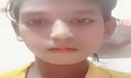 बेहोश हुआ फ्री फायर गेम खेल रहा बच्चा, चंद सेकंड में हो गई मौत बेहोश हुआ फ्री फायर गेम खेल रहा बच्चा, चंद सेकंड में हो गई मौत