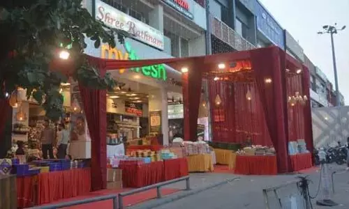 Panchkula के बाजारों में अतिक्रमण के कारण त्योहारी उन्माद अराजक हो गया