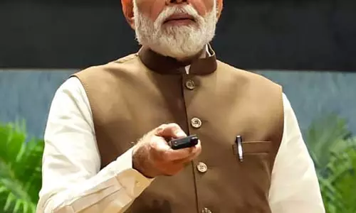 पीएम मोदी 16 अक्टूबर को करेंगे आंध्र प्रदेश का दौरा, कुरनूल में विकास परियोजनाओं का करेंगे शिलान्यास-उद्घाटन पीएम मोदी 16 अक्टूबर को करेंगे आंध्र प्रदेश का दौरा, कुरनूल में विकास परियोजनाओं का करेंगे शिलान्यास-उद्घाटन