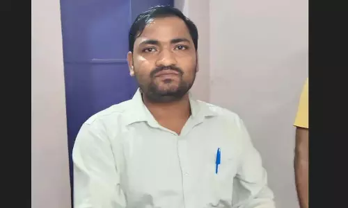 Odisha : असिस्टेंट फिशरीज ऑफिसर डिजिटल पेमेंट के ज़रिए ₹8,000 रिश्वत लेते हुए पकड़ा गया