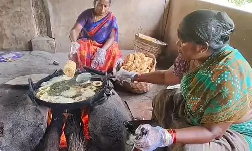 Nattarasankottai में दिवाली के पकवानों की तैयारियां ज़ोरों पर है