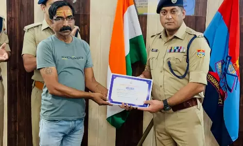 Haridwar: काबिल पुलिसकर्मियों को मिला ‘पर्सन ऑफ द मंथ’ अवॉर्ड