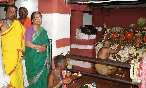 Karnataka : बानू मुश्ताक ने हसनम्बा का दौरा किया