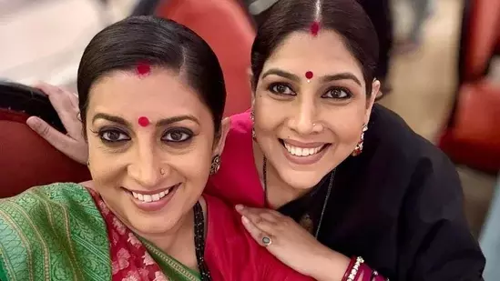 Smriti Irani ने  शूटिंग के बाद तुलसी, पार्वती द्वारा किए गए बवाल के बारे में बात की