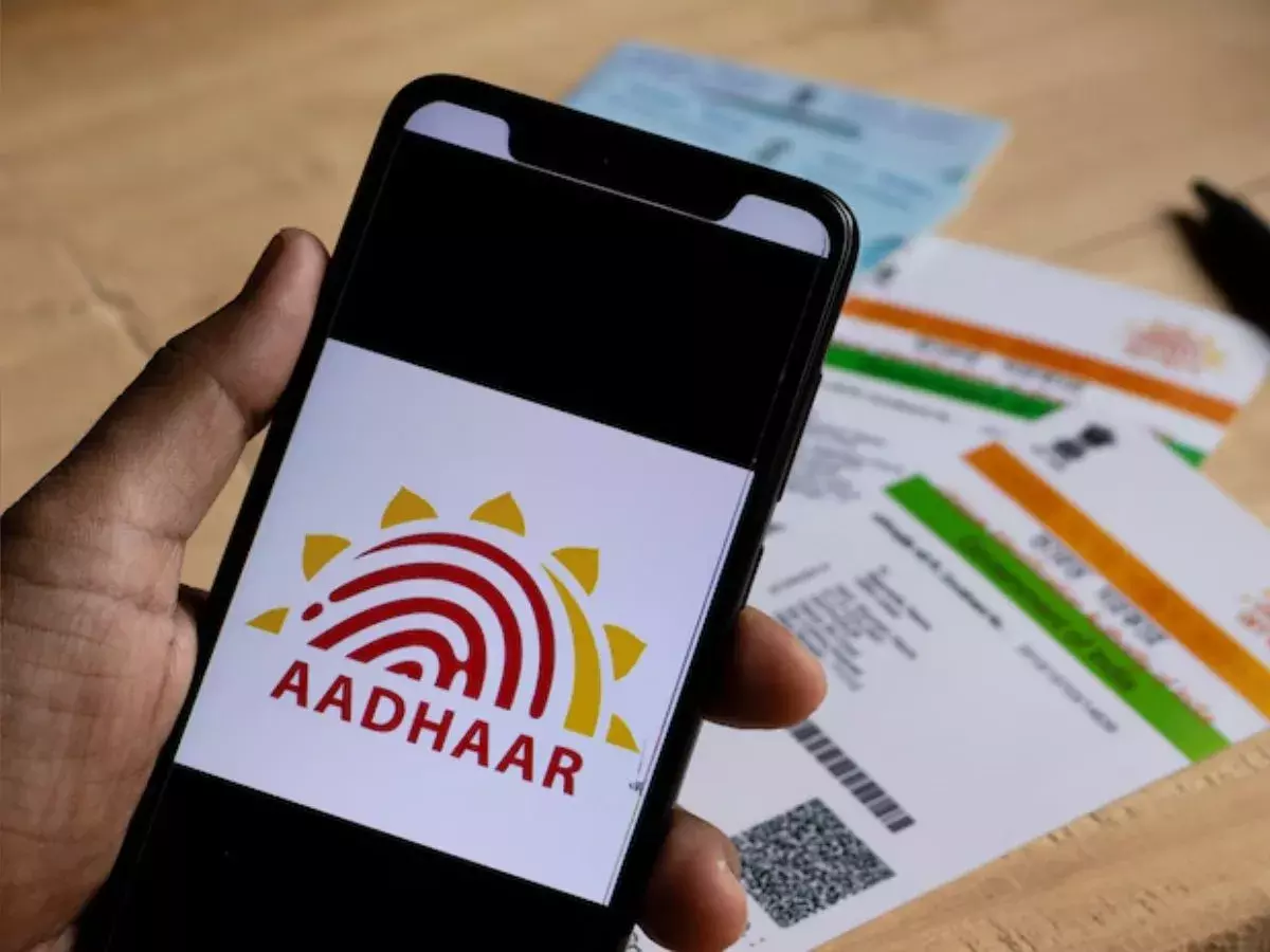 Indore: समग्र आईडी डिलीट होने पर आधार से करें रिस्टोरेशन Indore: समग्र आईडी डिलीट होने पर आधार से करें रिस्टोरेशन