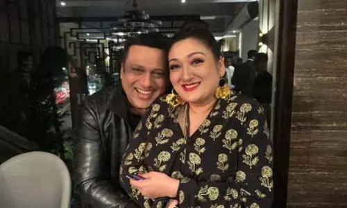 Govinda ने तलाक की अफवाहों पर तोड़ी चुप्पी Govinda ने तलाक की अफवाहों पर तोड़ी चुप्पी