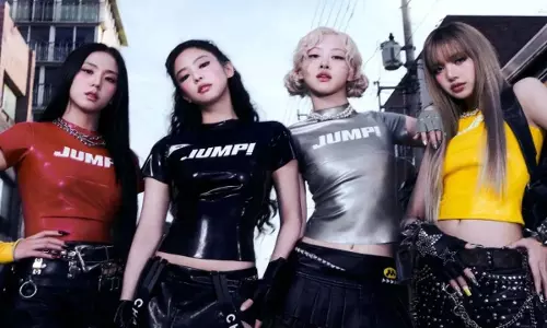 BLACKPINK नवंबर में नहीं बल्कि दिसंबर में अपना पूर्ण एल्बम जारी करेगी? BLACKPINK नवंबर में नहीं बल्कि दिसंबर में अपना पूर्ण एल्बम जारी करेगी?