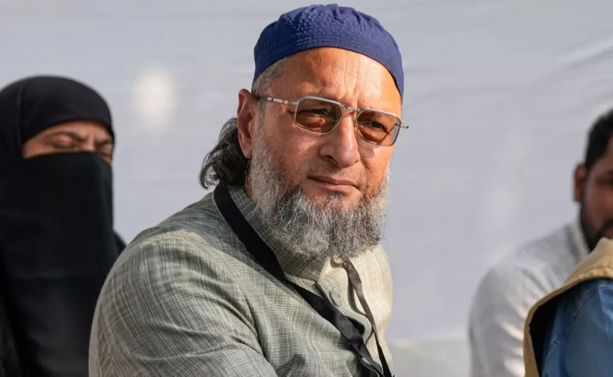 Patna: ओवैसी की पार्टी AIMIM 35 सीटों पर उतरेगी चुनावी मैदान में